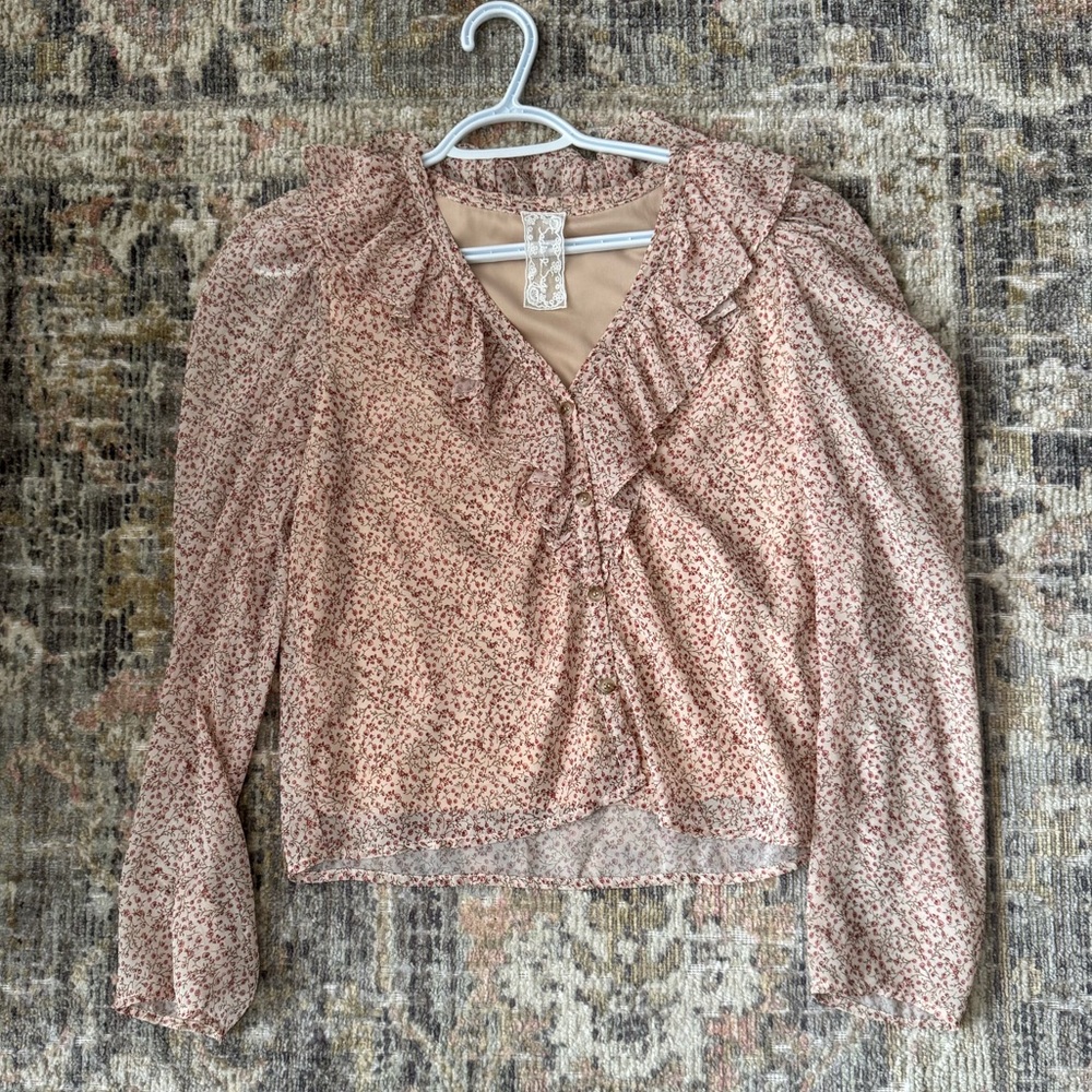 Sadie & Sage: Floral Ruffle Blouse